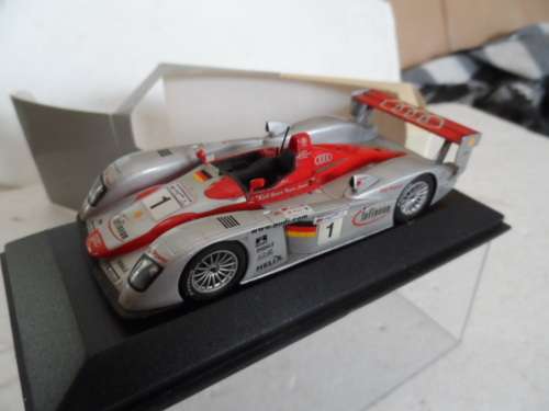 MINICHAMPS 1409  AUDI R8 2002  [M75]