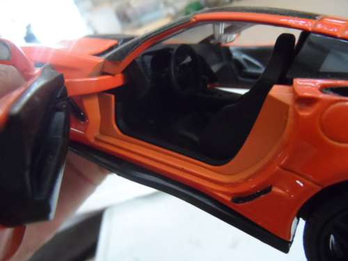 MOTORMAX 2019 CORVETTE ZR1 1/24 TH SCALE [M25]