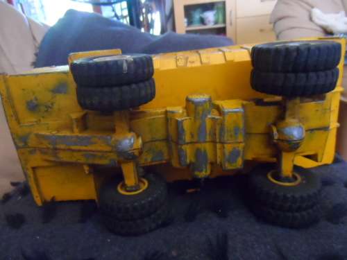 ERTL HEAVY GAUGE TIPPER -UNCLEANED, STRAIGHT FROM THE QUARRY