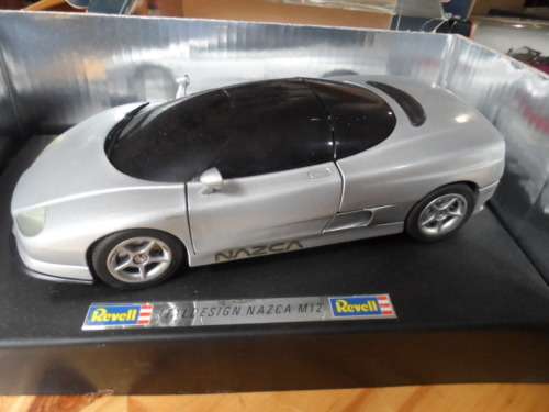 REVELL  RARE 1992 Italdesign Nazca M12 (BMW) Concept car  1/18  Scale