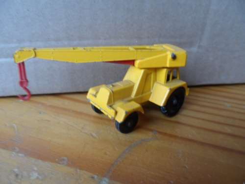 MATCHBOX NO 14 TAYLOR CRANE