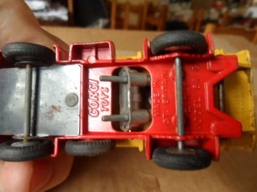 VINTAGE CORGI ERF  MODEL 64 G TIPPER   [M309]