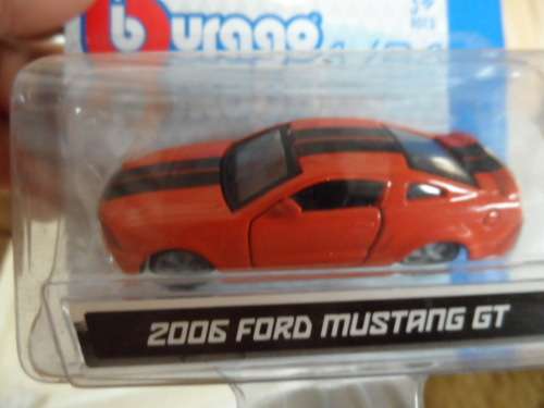 BBURAGO - 2006 FORD MUSTANG GT ORANGE 1/64 SCALE  [M88]