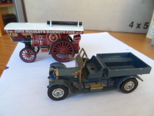 MATCHBOX TRACTION ENGINE AND RAF CROSSLY TRUCK [M305]