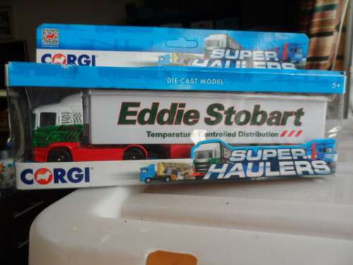 CORGI SUPER HAULERS EDDIE STOBART REFRIGERATED TRUCK. 1/64 TH SCALE