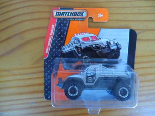 matchbox heroic rescue  road raider mint on long card   [m45]