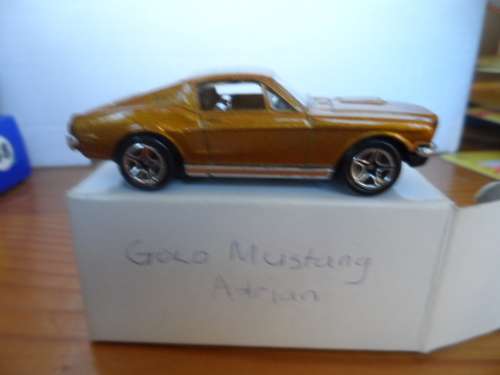 matchbox `68 mustang cobra jet adrian janit green card 2009   [b300