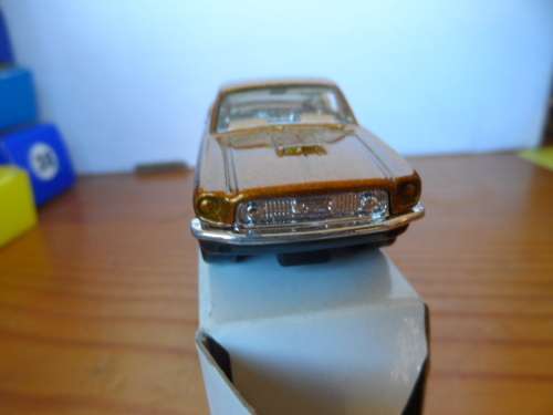 matchbox `68 mustang cobra jet adrian janit green card 2009   [b300