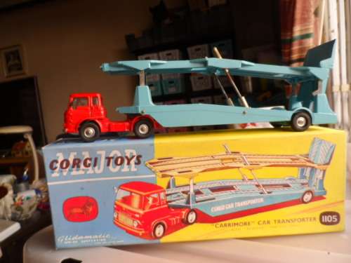 CORGI 1105 BEDFORD TK CARRIMORE CAR TRANSPORTER