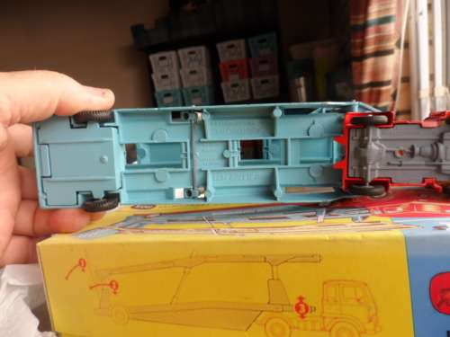 CORGI 1105 BEDFORD TK CARRIMORE CAR TRANSPORTER