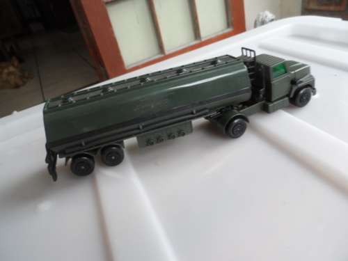 Vintage Matchbox Super Kings Military - K16/18 Ford LTS Series Tractor & Tanker  [M76]