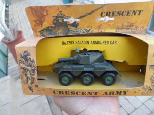 CRESCENT 1263 SALADIN ARMORED CAR   [M43]