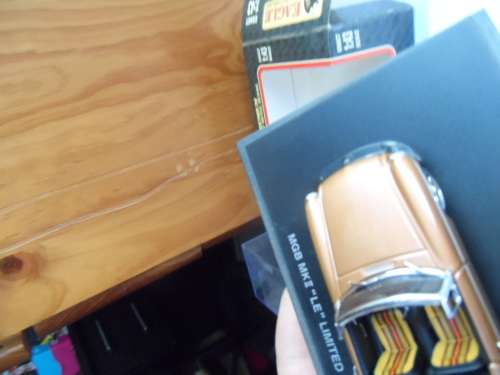 Universal Hobbies- 1/43 Scale - MGB Mk.II `LE` Limited Ed. Bronze  [m100]