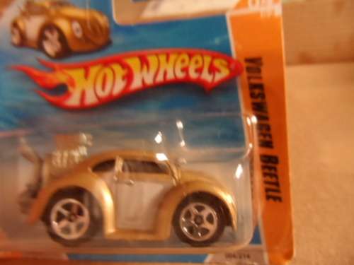 Hot Wheels 2010 HW Premiere Volkswagen Beetle - Gold - Short Card -   [m75]