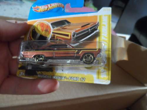 2012 Hot Wheels HW Muscle Mania  66 Ford 427 Fairlane  [m75]