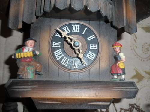 Stunning cuckoo clock large  23cm wide 28cm high x 13cm untested