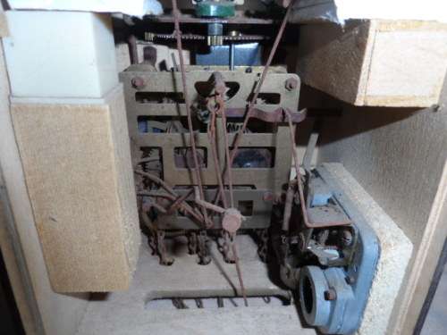 Stunning cuckoo clock large  23cm wide 28cm high x 13cm untested