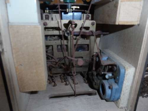 Stunning cuckoo clock large  23cm wide 28cm high x 13cm untested