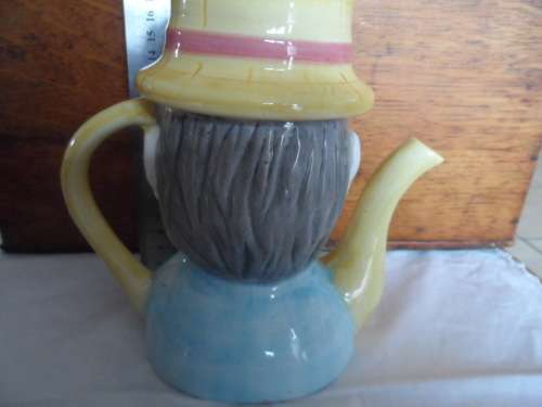 Gentleman Teapot 18cm high beautiful condition no chips