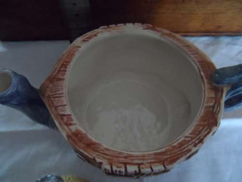 Noah`s Ark teapot beautiful 18cm high 04/96 C2500