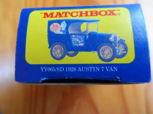 Rare Matchbox YY065/sd 1928 Austin 7 van [m29]