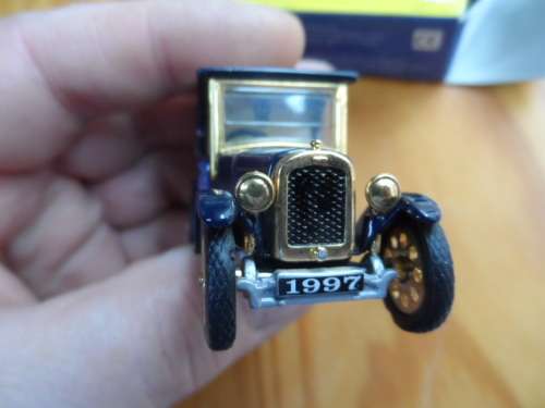 Rare Matchbox YY065/sd 1928 Austin 7 van [m29]