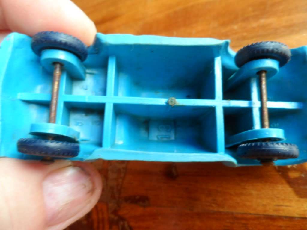 TOMTE LAERDAL POLICE BEETLE. [M200]