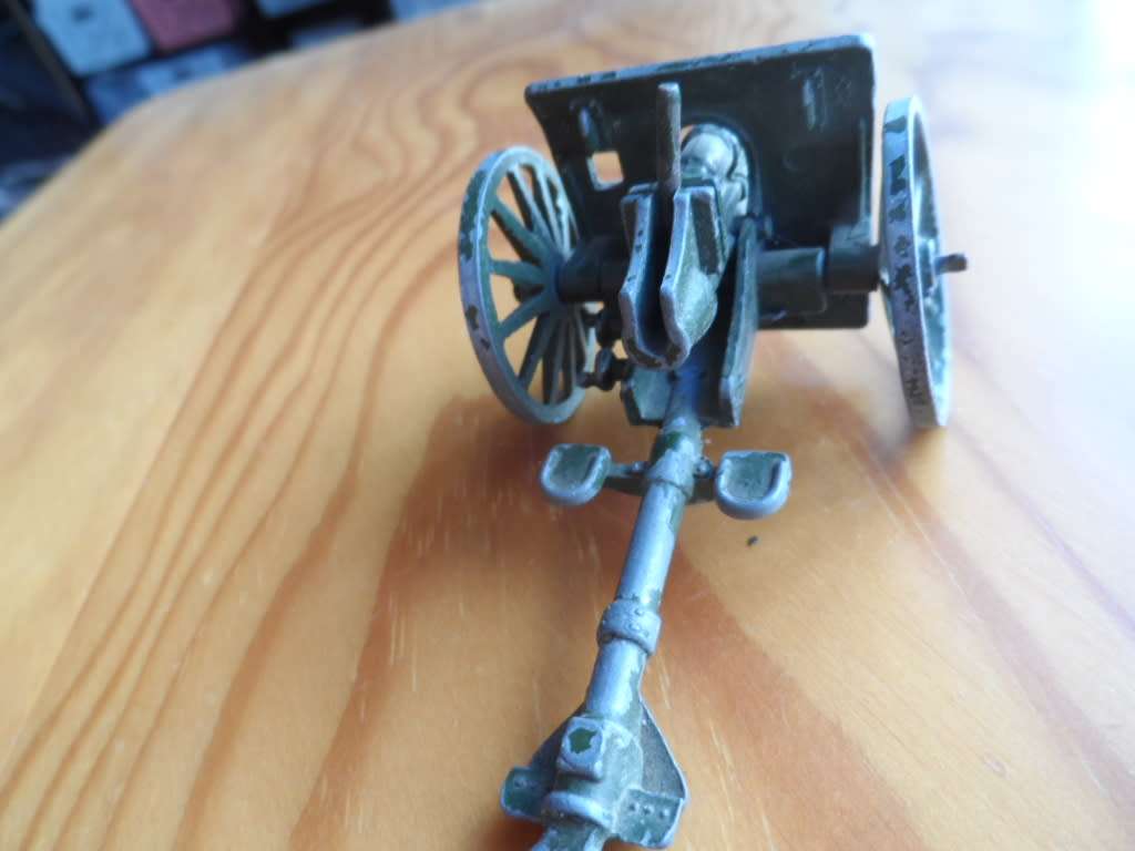 CRESCENT ENGLAND CANNON. [M29]