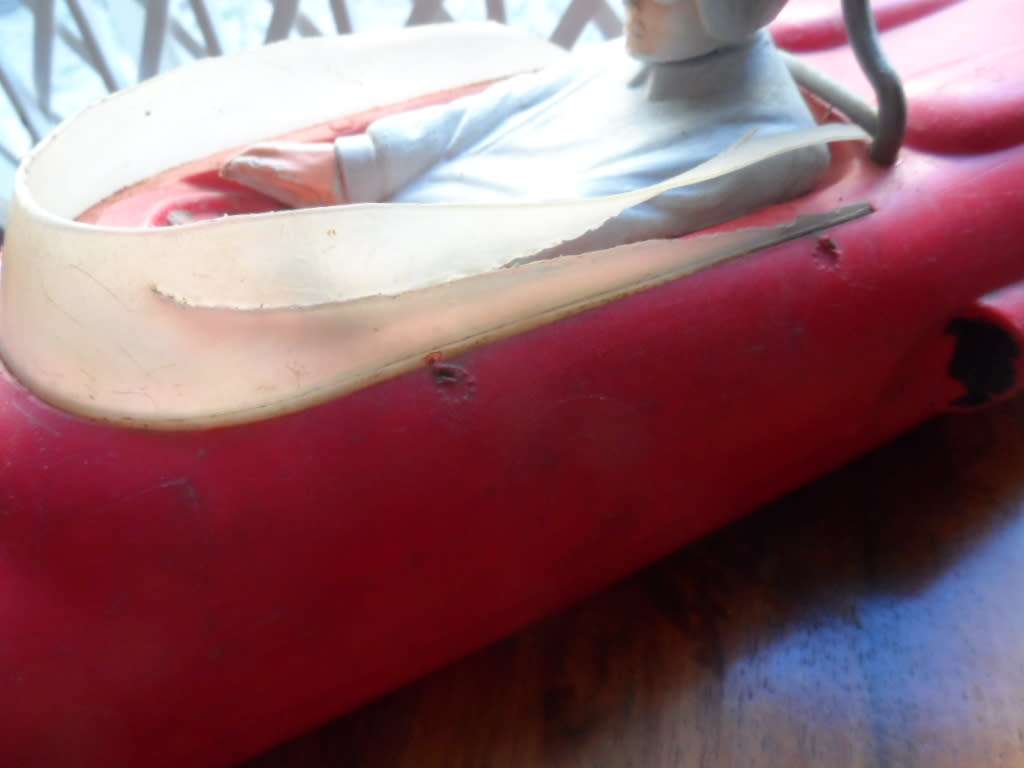 Very old plastic replica 61/62 F 1 replica Ferrari CALTEX  55cm long.  In played with condition