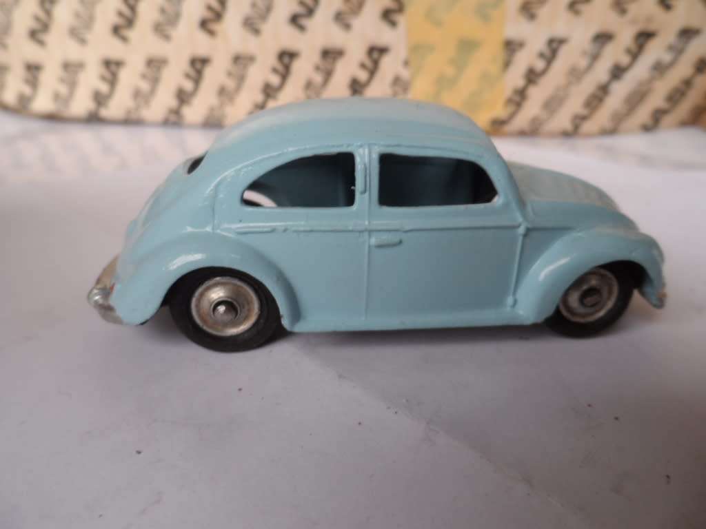 VINTAGE DINKY TOYS #181 VOLKSWAGEN VW BEETLE MECCANO ENGLANR. RESTORED [D24]