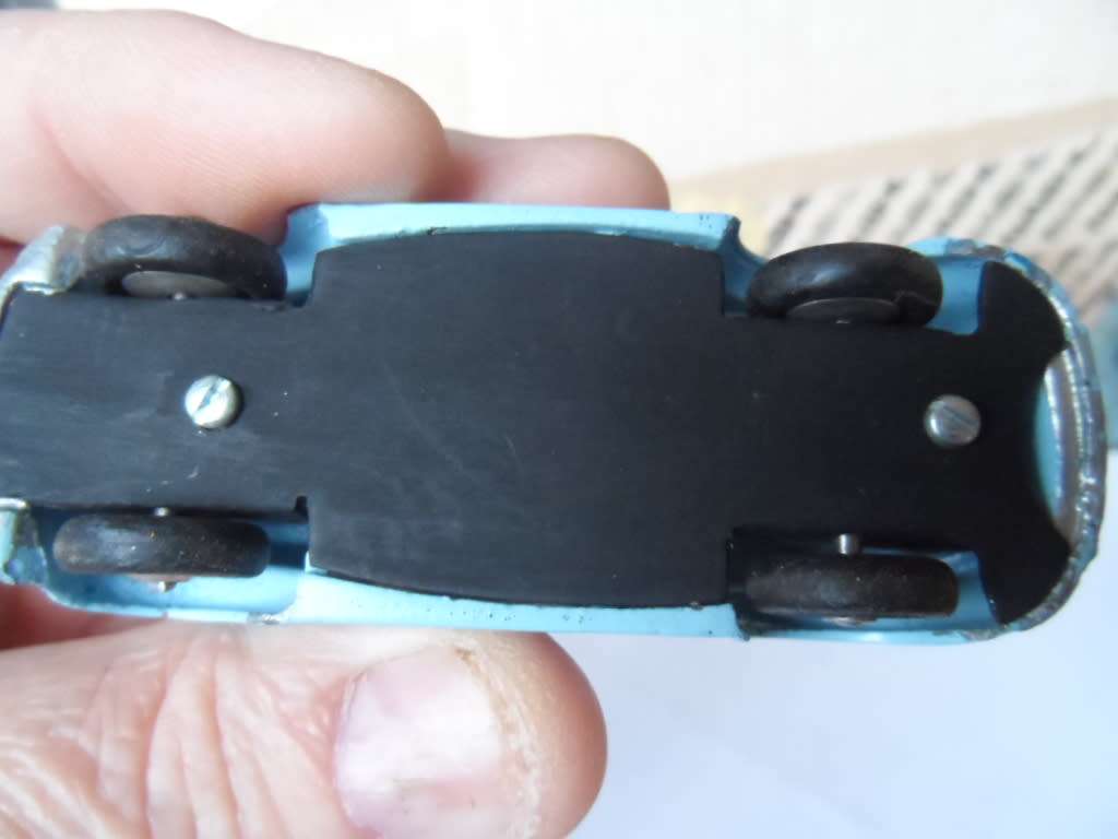 VINTAGE DINKY TOYS #181 VOLKSWAGEN VW BEETLE MECCANO ENGLANR. RESTORED [D24]