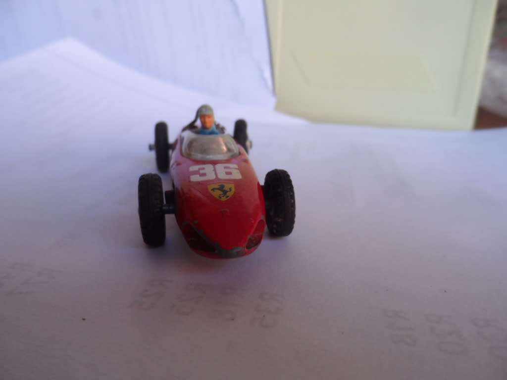 CORGI TOYS # 154 VINTAGE FERRARI FORMULA 1 RACING CAR 1962  [m22]