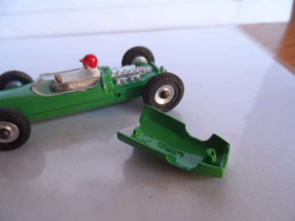 DINKY 241 LOTUS RACING CAR GREEN MADE IN ENGLAND   [m12]