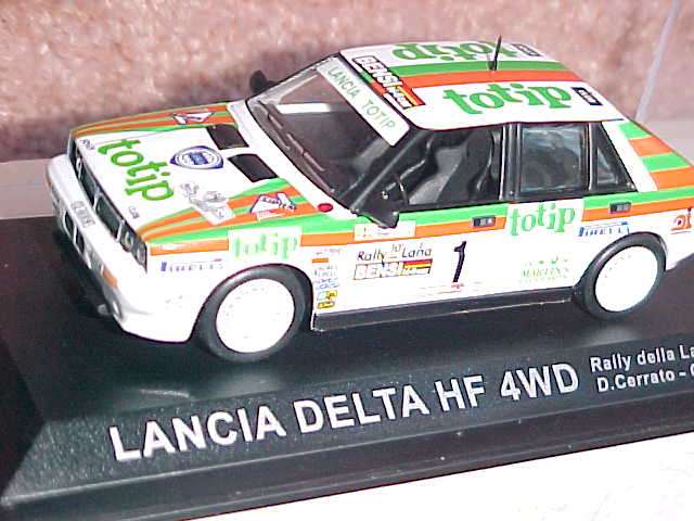 1/43  LANCIA DELTA HF 4 WHD  RALLY CAR