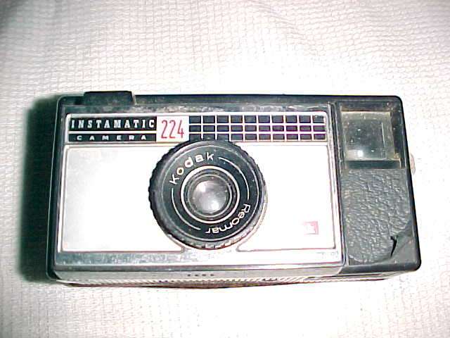 Kodak instamatic camera 224