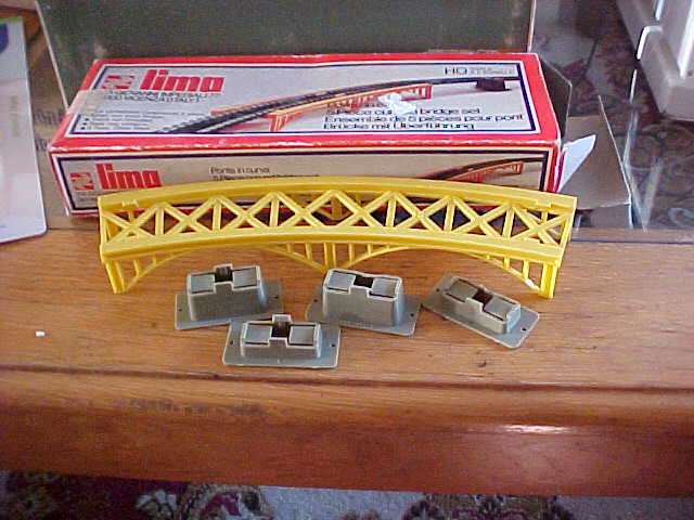 HO LIMA CURVED BRIDGE SET.
