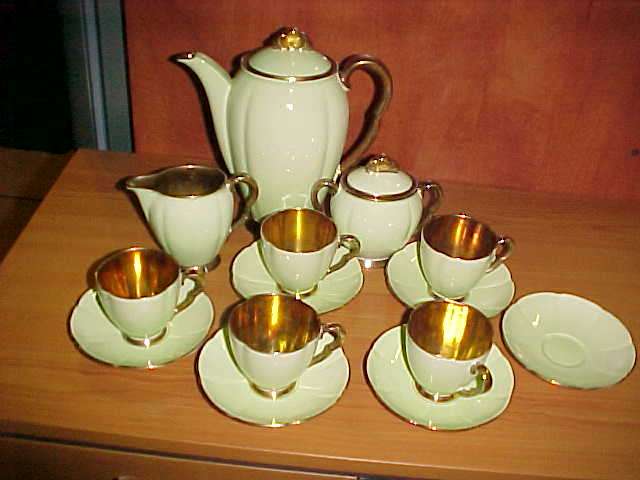 THE MOST STUNNING CARLTONWARE COFFEE SET A REAL COLLECTORS PIECE.