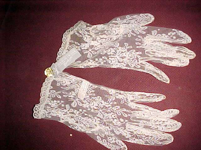 LADIES LACY GLOVES HOUSE OF FRASER EXCLUSIVE MADE IN ENGLAND SIZE 7 1/2
