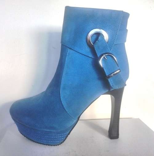 !! FREE COURIER SHIPPING* CLASSY ANKLE BOOTS *