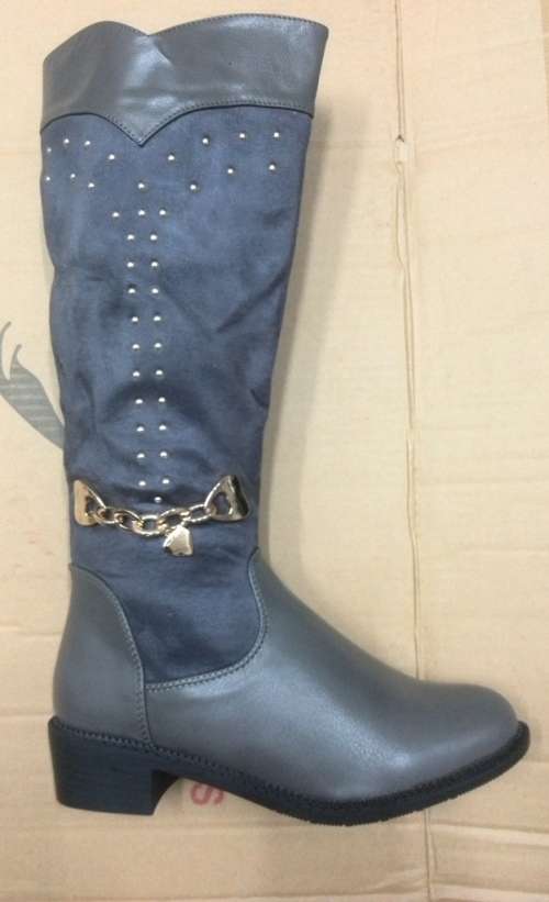 WINTER  GREY FLAT HEEL BOOTS * LAST PAIR *