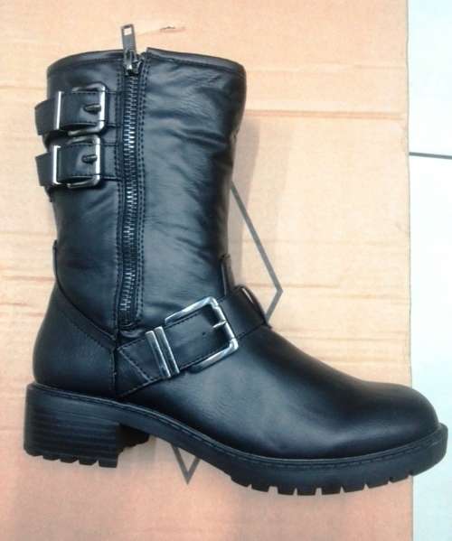WINTER  BLACK RIDING BOOTS * LAST PAIR *