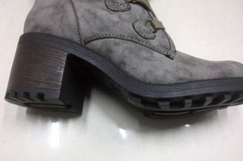LAST PAIR   ** FANNIE & ANGELO RUGGED WINTER BOOTS