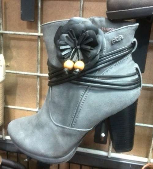 PREMIUM QUALITY* FANNIE & ANGELO ANKLE  BOOTS