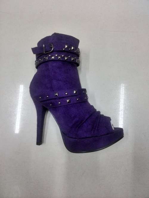 STYLISH LADIES  HEELS  * SPECIAL OFFER