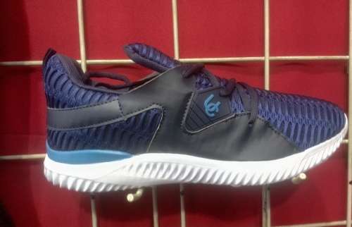 MEN'S UCAN RUNNING SNEAKERS *  CLEARANCE SALE * 4 COLOURS *