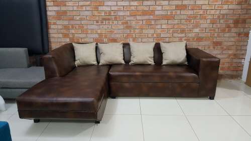 PU Leather Corner Couch / Sofa . 2.7m × 1.9m .