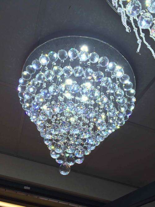 Morden crystal chandelier