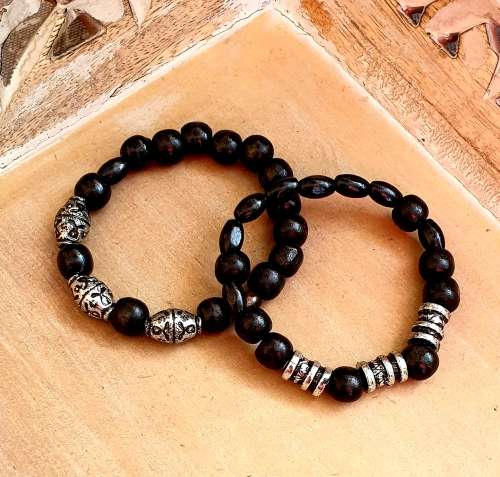 Hand-crafted set of friendship / lovers' bracelets