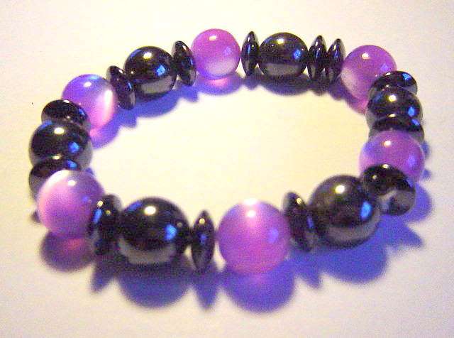 Genuine Magnetic Hematite and Amethyst Purple Cat's Eye Reiki Healing bracelet