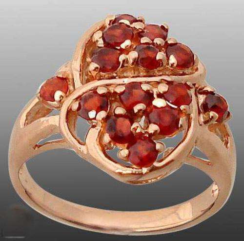 GORGEOUS NATURAL GARNETS IN 14ct ROSE GOLD over SOLID 925 STERLING SILVER RING. SIZE 7.5